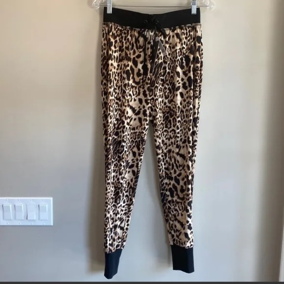 NEW Joseph Ribkoff Animal Cheetah Print Jogger Pant - Picture 7 of 8
